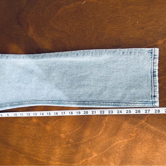 Abercrombie & Fitch Ultra High Rise 90's Slim Straight Jeans 28 Short - Picture 6 of 10